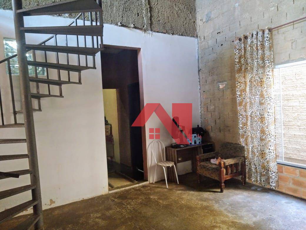 Casa à venda com 3 quartos, 200m² - Foto 15