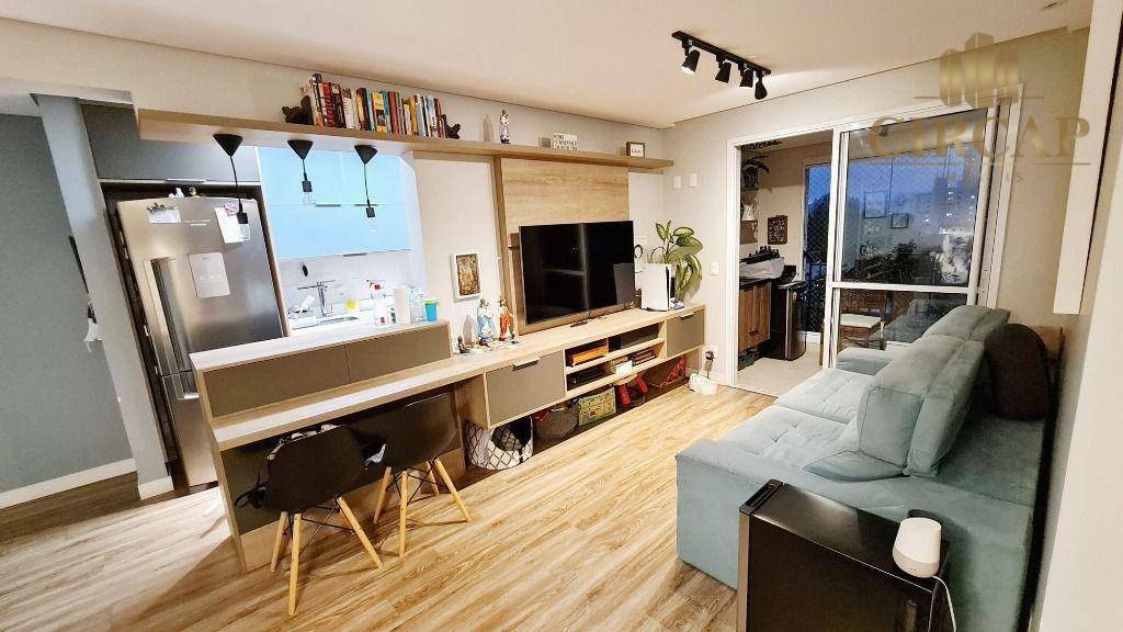 Apartamento à venda com 2 quartos, 68m² - Foto 3