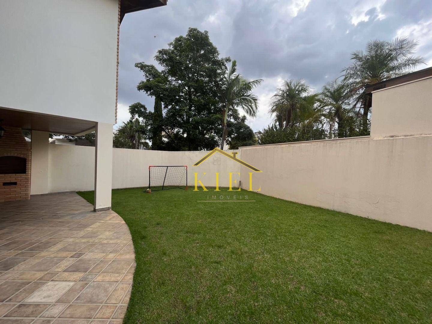 Casa de Condomínio à venda com 4 quartos, 440m² - Foto 24