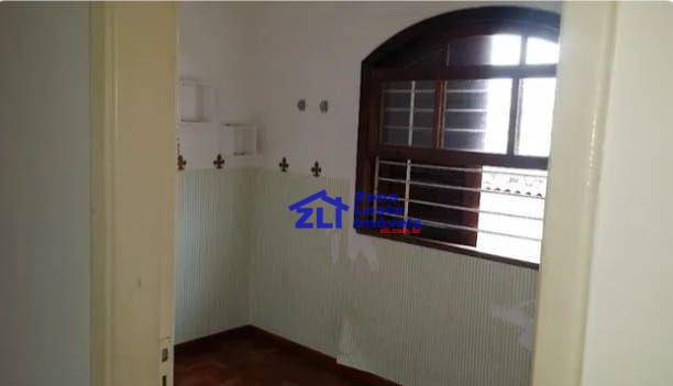 Sobrado à venda com 4 quartos, 300m² - Foto 12