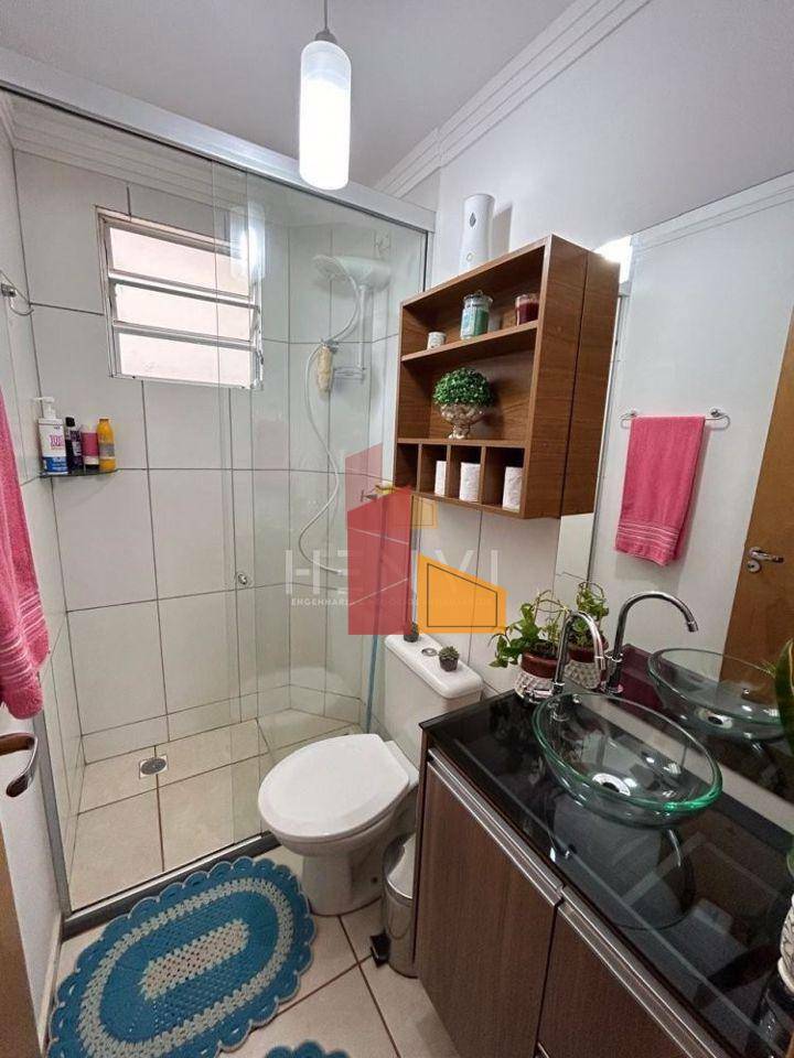 Apartamento para alugar com 2 quartos, 55m² - Foto 11