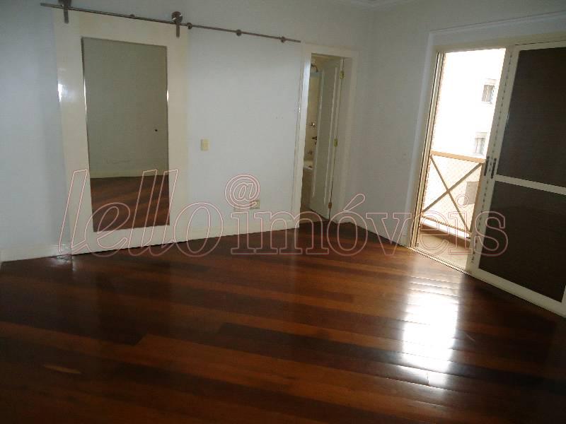 Apartamento para alugar com 4 quartos, 310m² - Foto 13