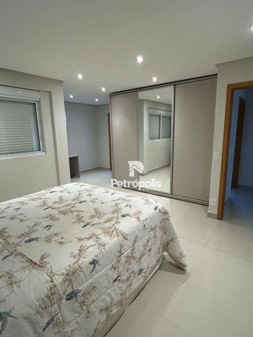 Apartamento à venda com 3 quartos, 166m² - Foto 6