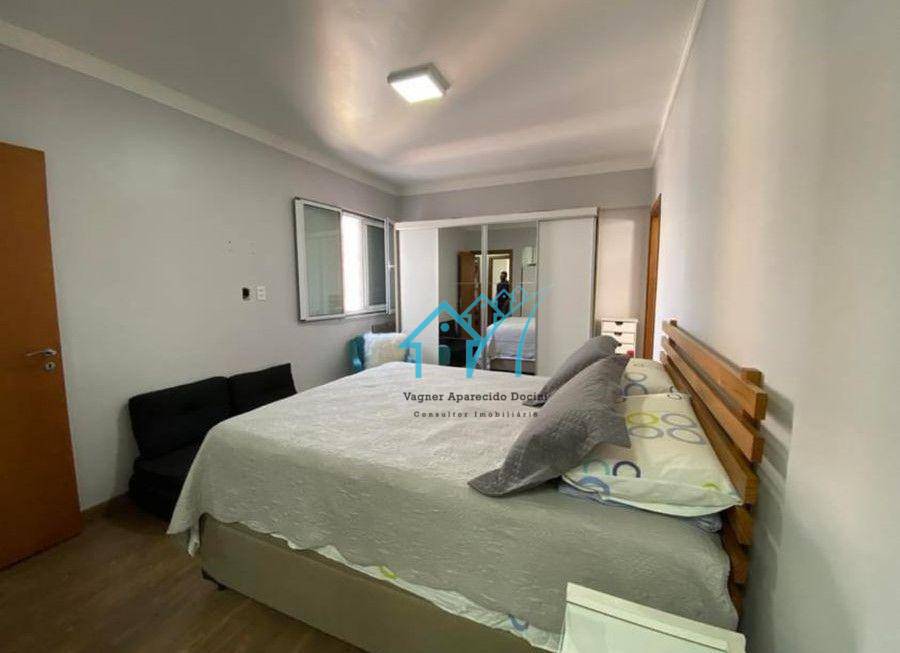 Apartamento à venda com 3 quartos, 130m² - Foto 15