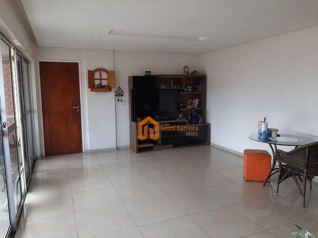 Apartamento à venda com 3 quartos, 141m² - Foto 4