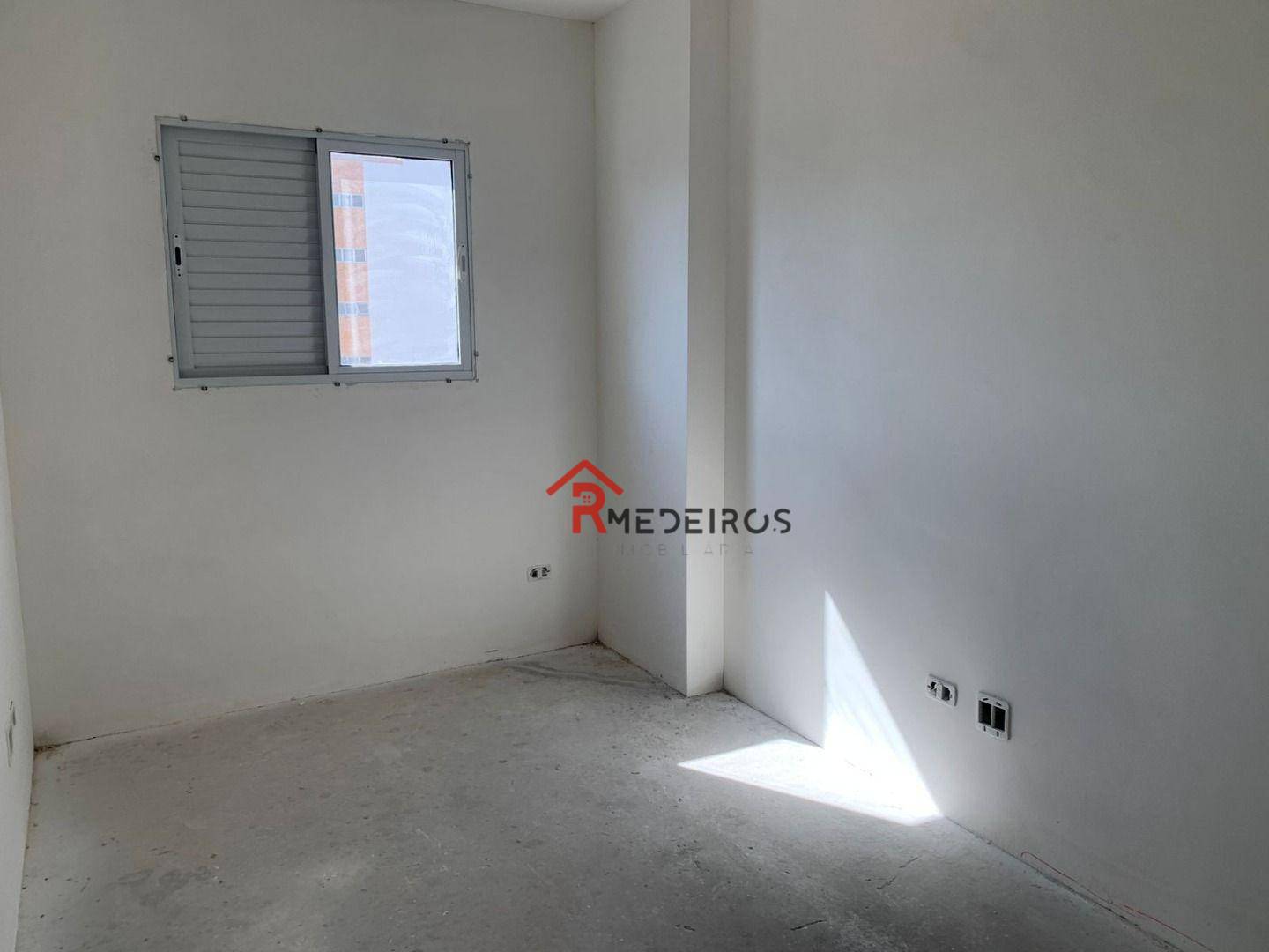 Apartamento à venda com 2 quartos, 77m² - Foto 9