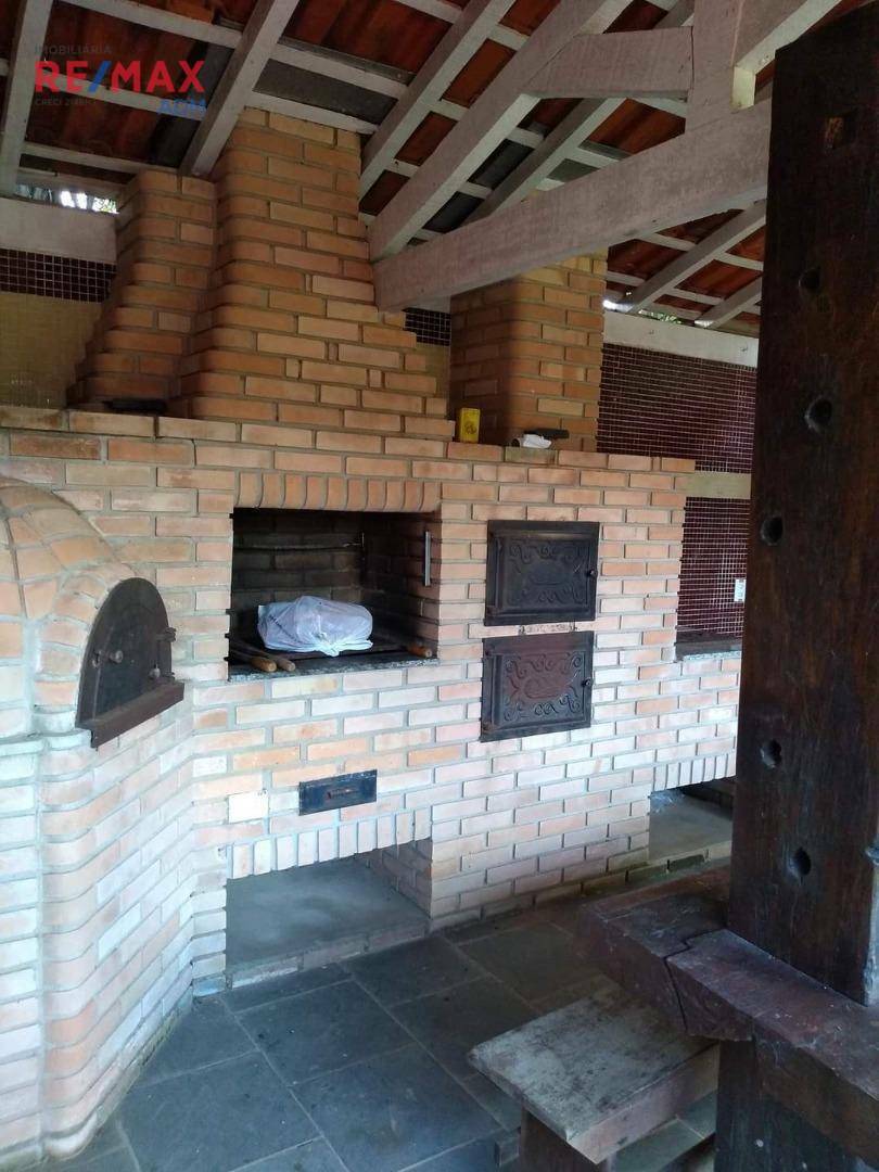 Chácara à venda com 3 quartos, 316m² - Foto 4