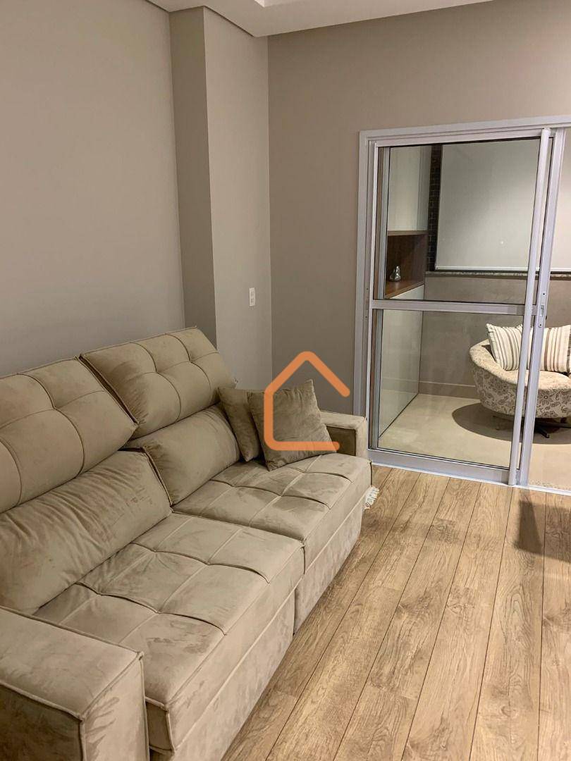 Apartamento à venda com 4 quartos, 200m² - Foto 6