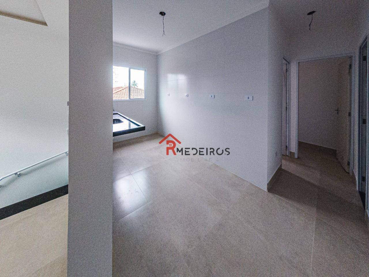 Casa à venda com 2 quartos, 54m² - Foto 12