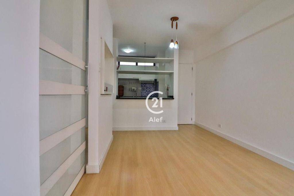 Apartamento à venda com 1 quarto, 40m² - Foto 6