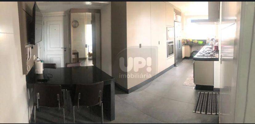 Apartamento à venda com 3 quartos, 149m² - Foto 5