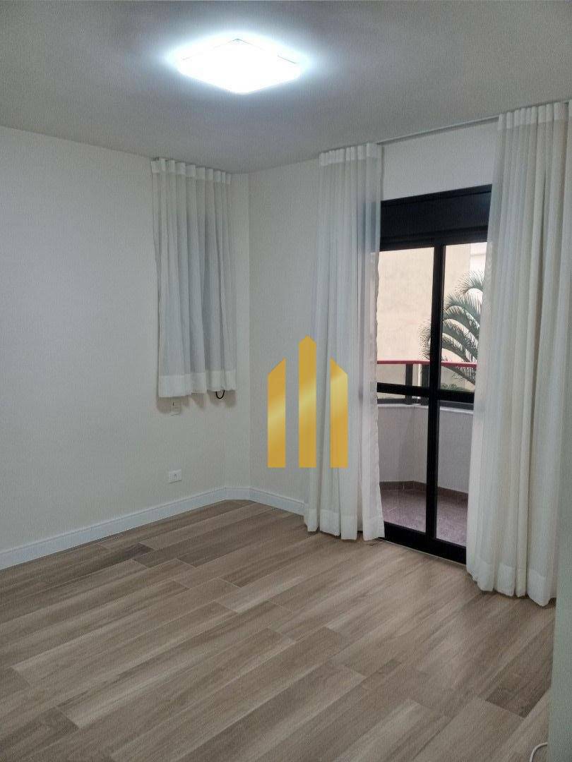 Apartamento para alugar com 4 quartos, 143m² - Foto 16