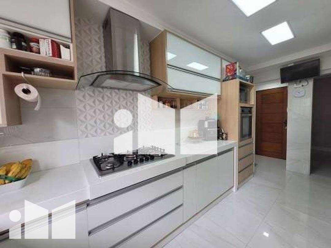 Apartamento à venda com 3 quartos, 130m² - Foto 16