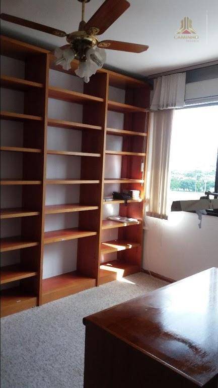 Apartamento à venda com 2 quartos, 79m² - Foto 25