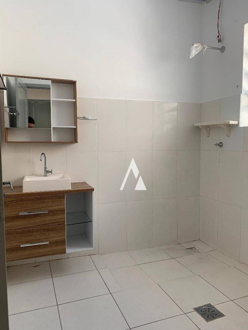 Apartamento à venda com 2 quartos, 75m² - Foto 13