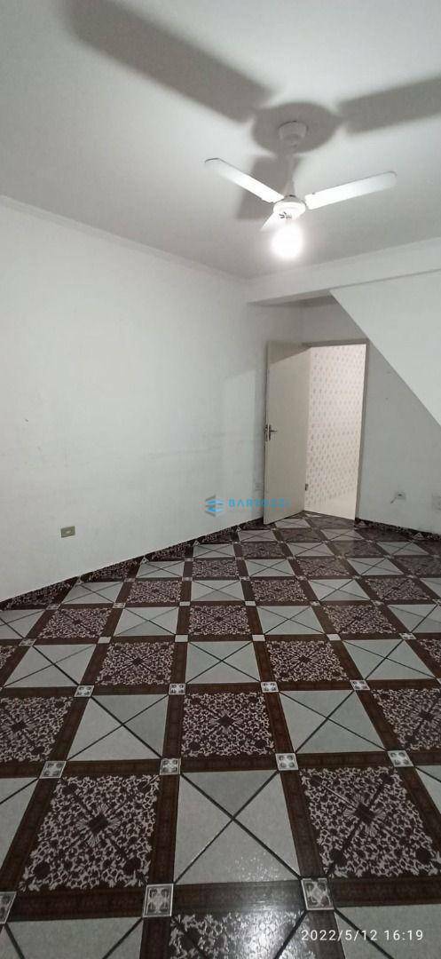 Casa para alugar com 1 quarto, 60M2 - Foto 5
