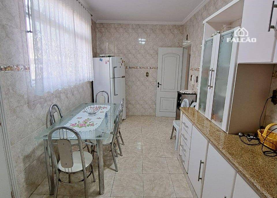 Casa à venda com 5 quartos, 170m² - Foto 10