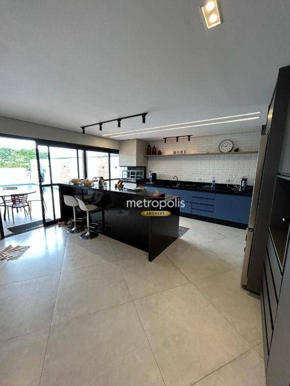 Sobrado à venda com 4 quartos, 320m² - Foto 3