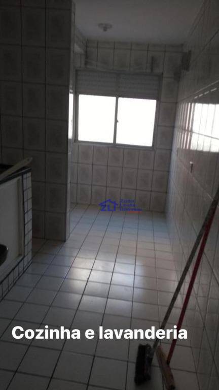 Apartamento à venda com 3 quartos, 64m² - Foto 9