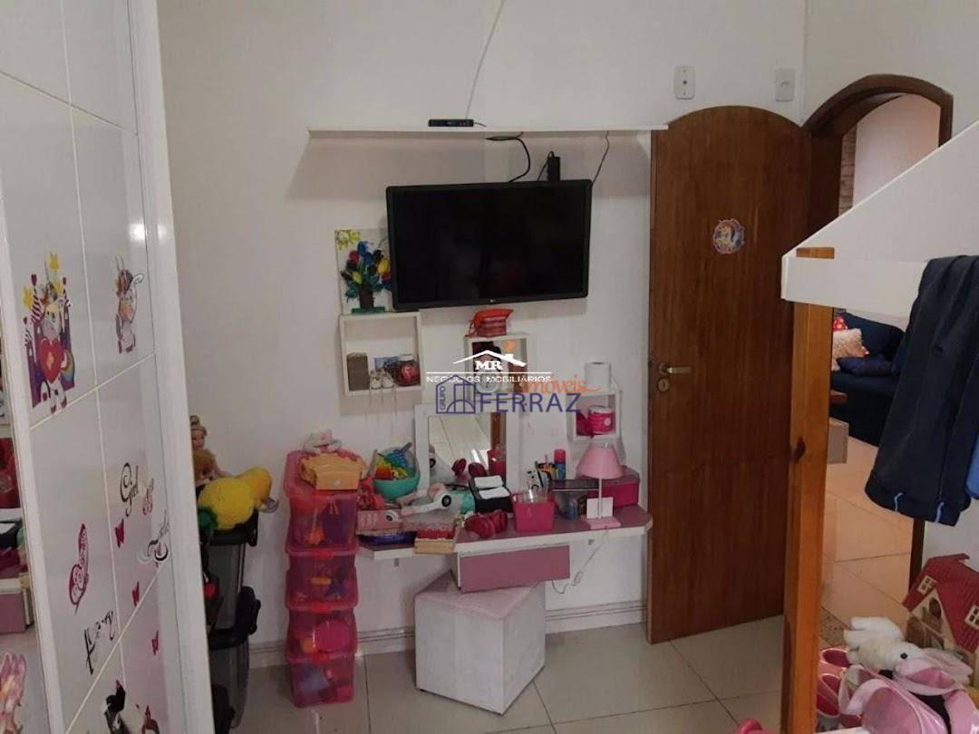 Casa à venda com 3 quartos, 200m² - Foto 20