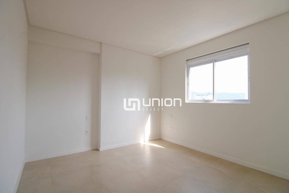 Apartamento à venda com 3 quartos, 136m² - Foto 12