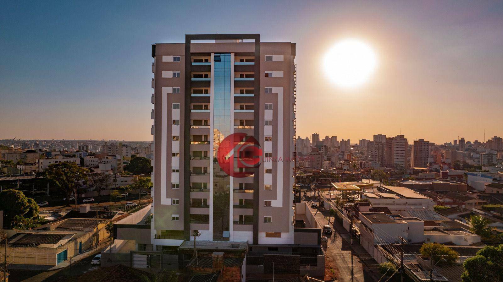 Apartamento à venda com 3 quartos, 103m² - Foto 1