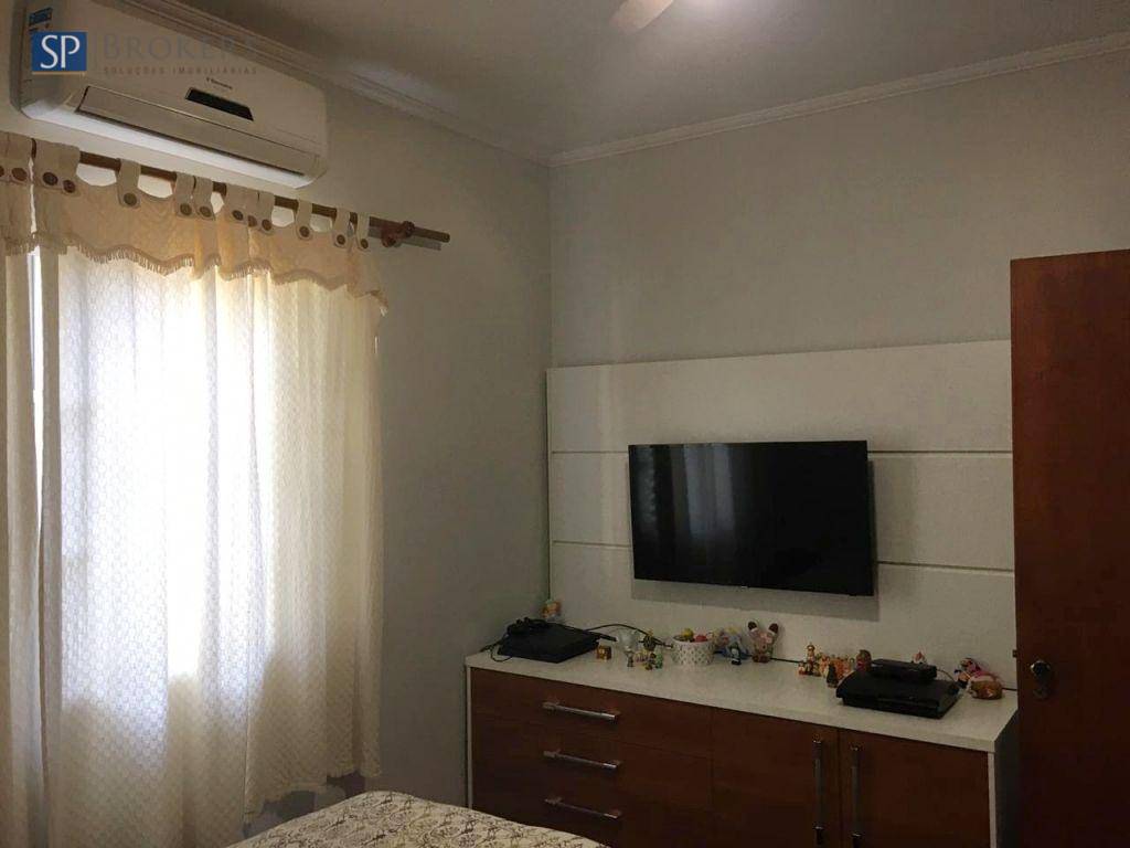 Casa à venda com 3 quartos, 210m² - Foto 19