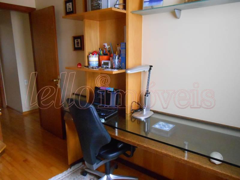 Apartamento para alugar com 3 quartos, 120m² - Foto 12