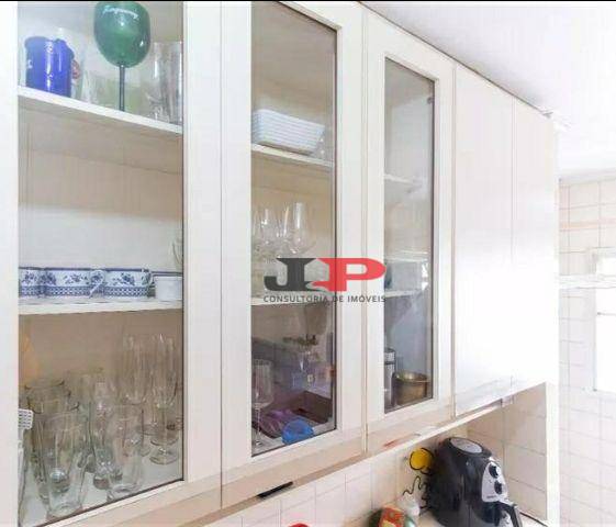 Apartamento à venda com 3 quartos, 82m² - Foto 19