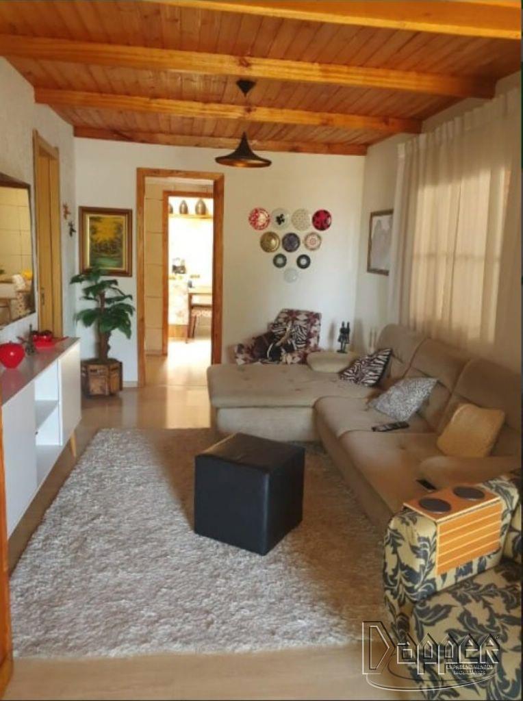 Casa à venda com 2 quartos, 55m² - Foto 2