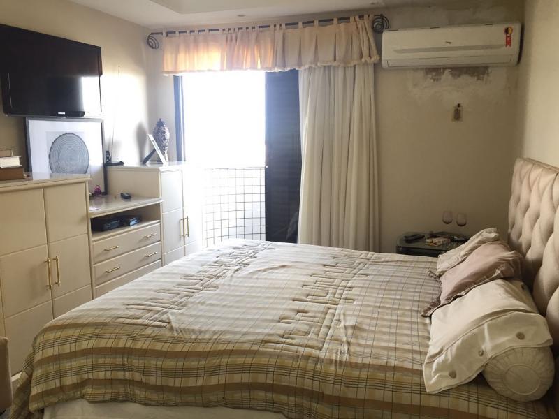 Apartamento à venda com 3 quartos, 182m² - Foto 16