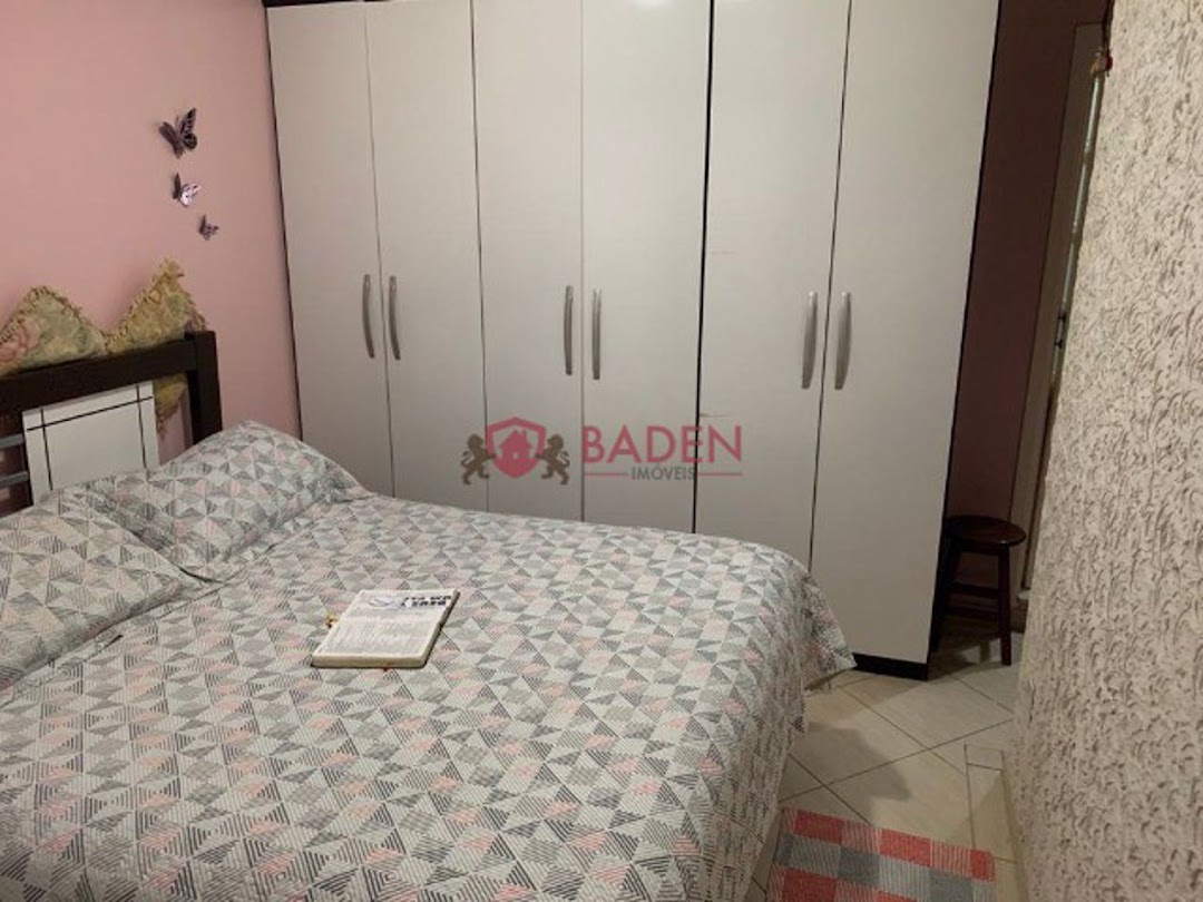 Apartamento à venda com 2 quartos, 79m² - Foto 9