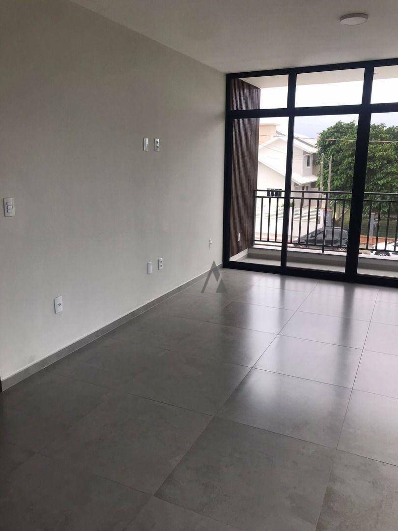 Apartamento para alugar com 2 quartos, 76m² - Foto 4