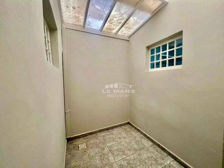 Casa à venda com 2 quartos, 115m² - Foto 8