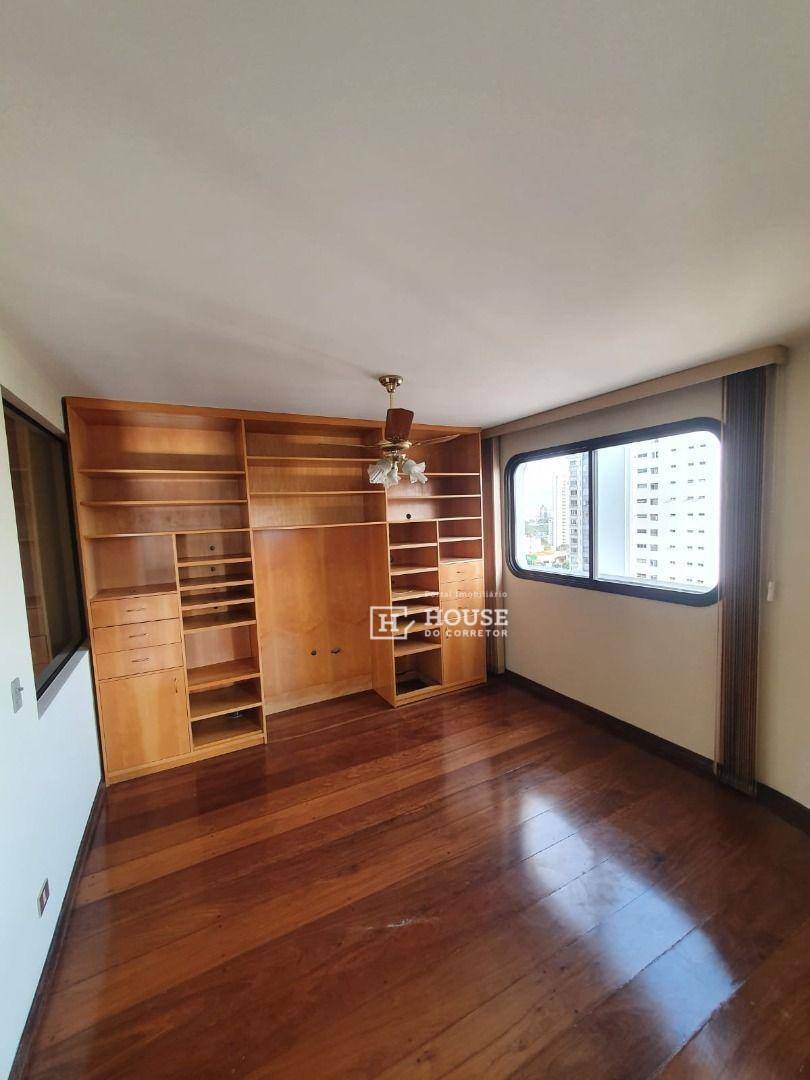 Apartamento à venda com 3 quartos, 189m² - Foto 7