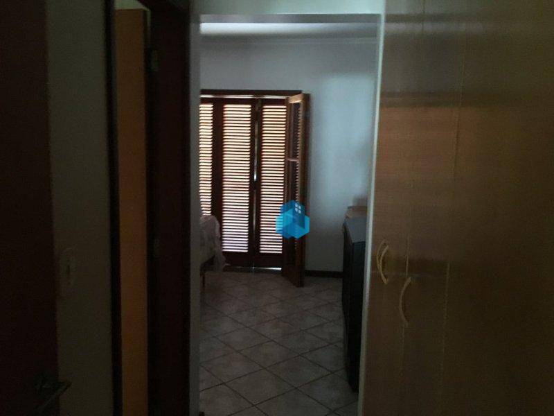 Chácara à venda com 6 quartos, 1000m² - Foto 42