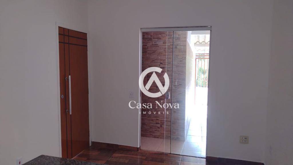 Apartamento à venda com 2 quartos, 68m² - Foto 5