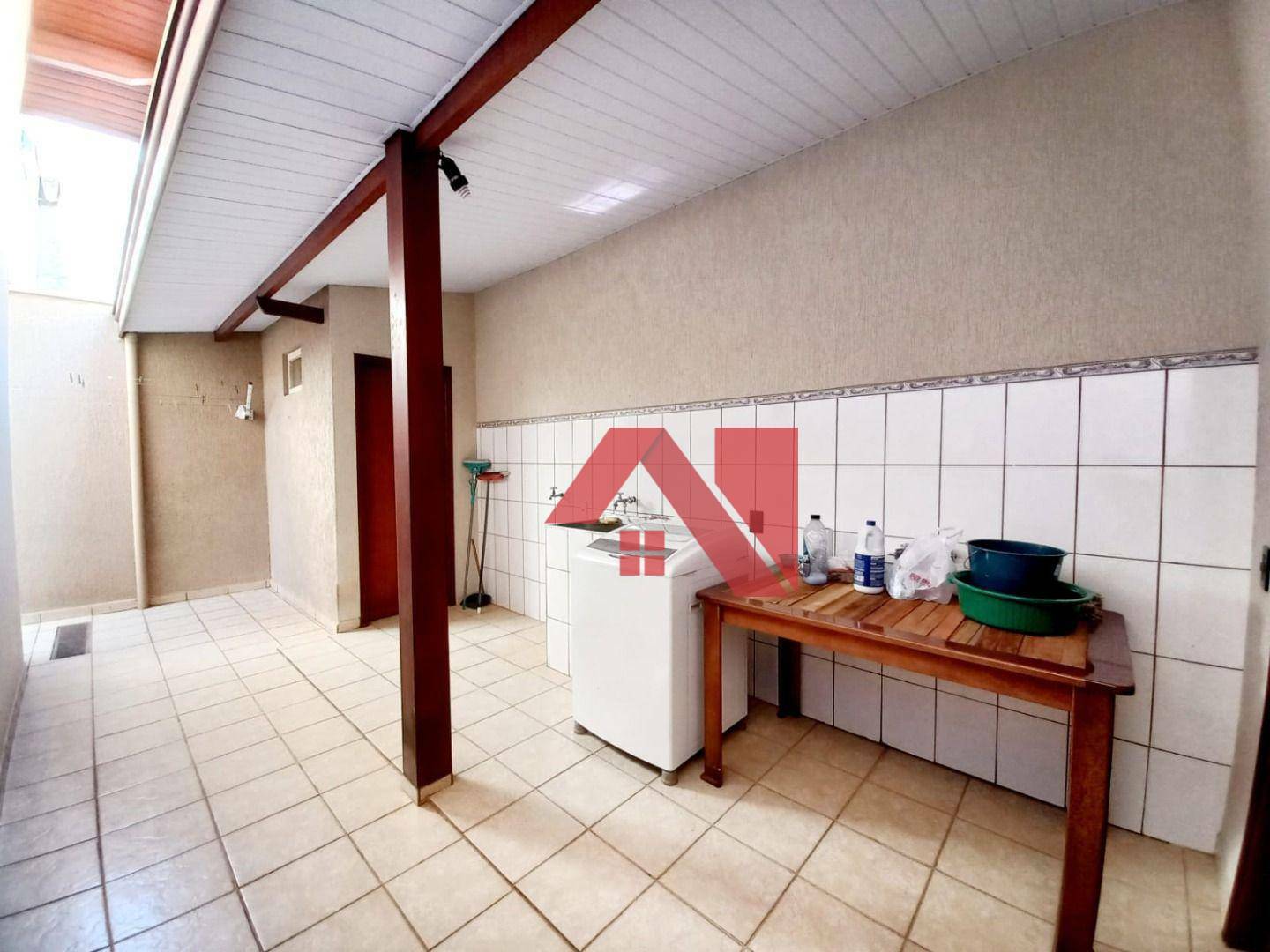 Casa à venda com 3 quartos, 170m² - Foto 17