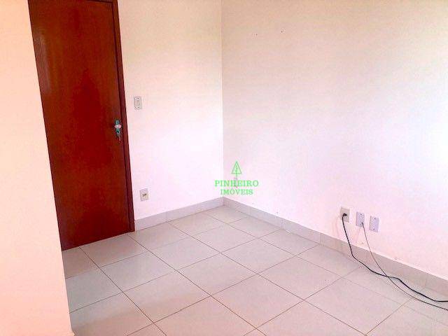 Casa para alugar com 3 quartos, 101m² - Foto 5