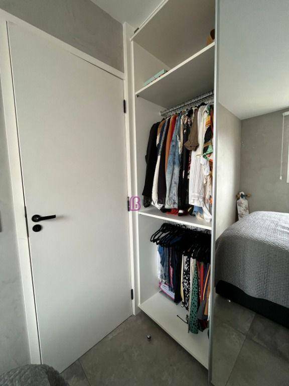 Apartamento à venda com 1 quarto, 41m² - Foto 37