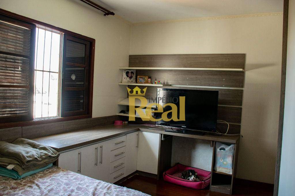 Sobrado à venda com 3 quartos, 300m² - Foto 28