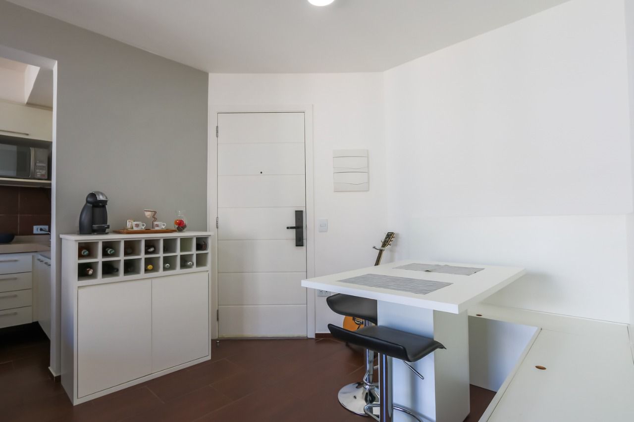 Apartamento à venda com 1 quarto, 43m² - Foto 16