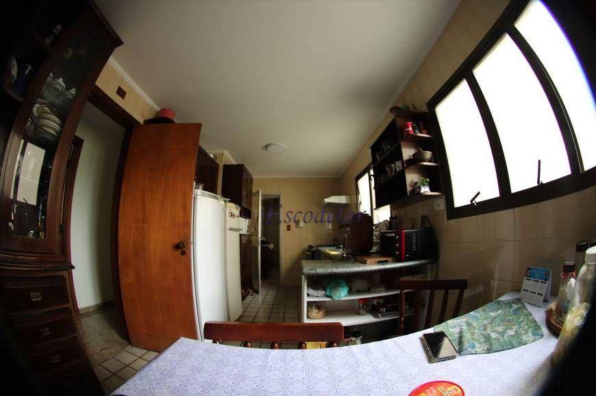 Apartamento à venda com 4 quartos, 163m² - Foto 9