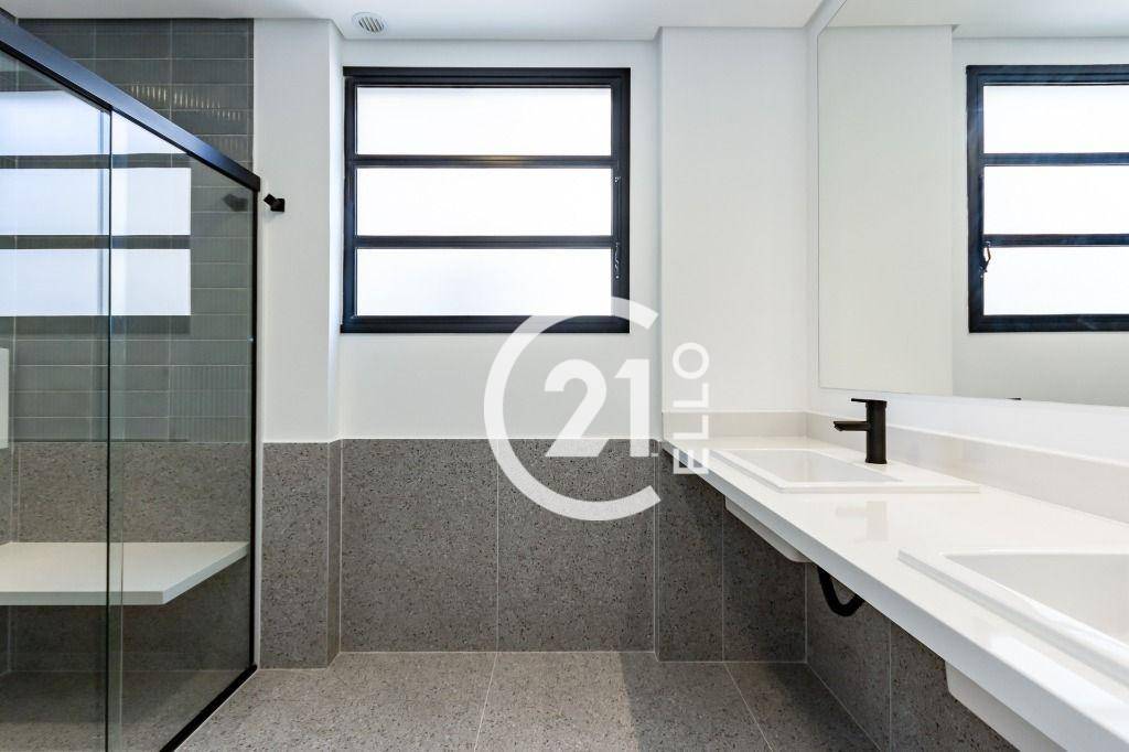 Apartamento à venda com 3 quartos, 212m² - Foto 11