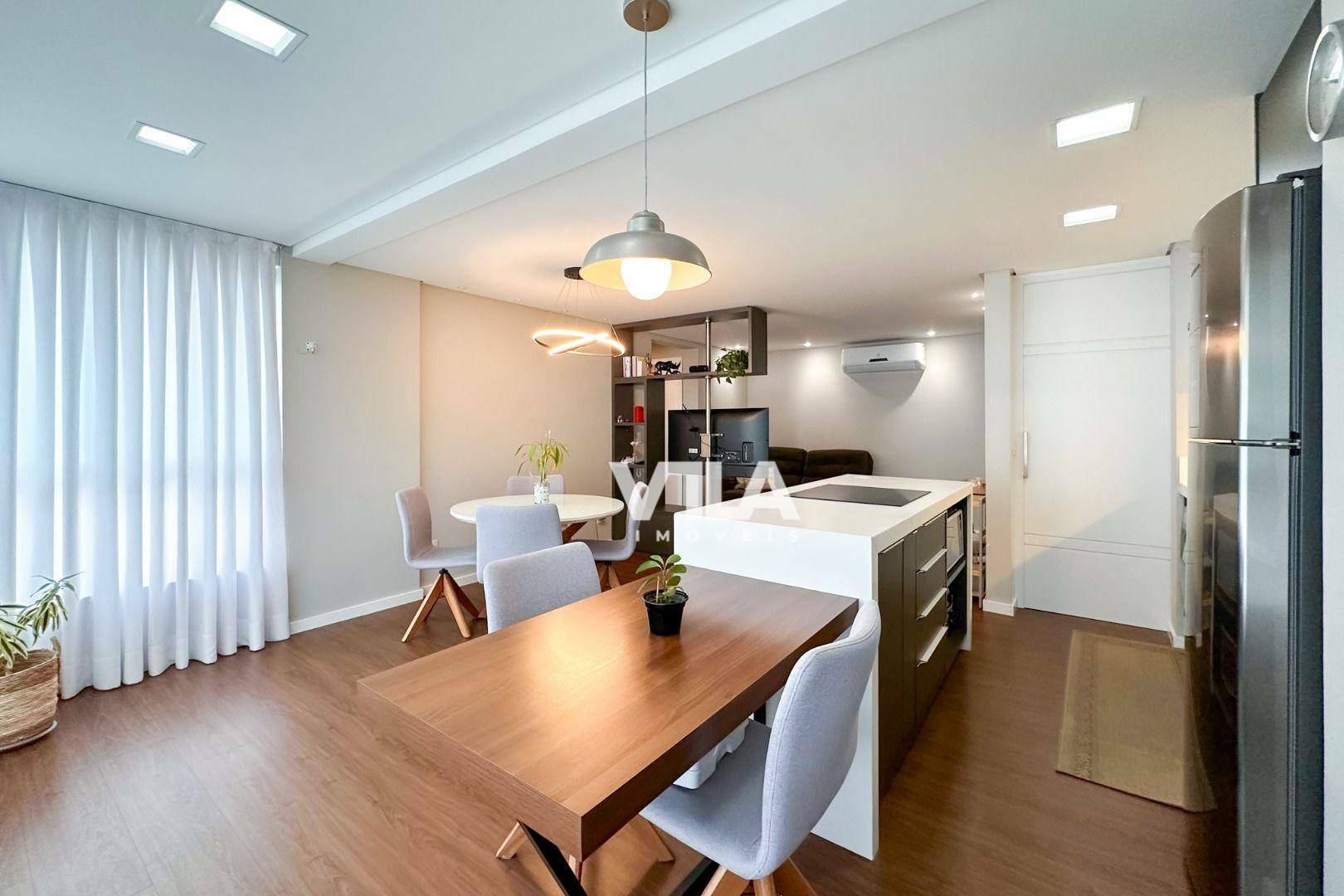 Apartamento à venda com 2 quartos, 77m² - Foto 1