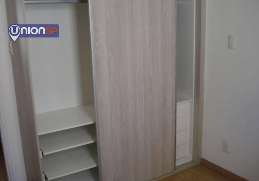 Apartamento à venda com 1 quarto, 38m² - Foto 4