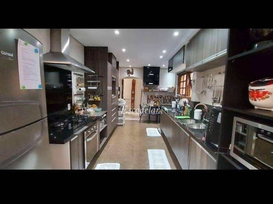 Casa à venda com 4 quartos, 180m² - Foto 11
