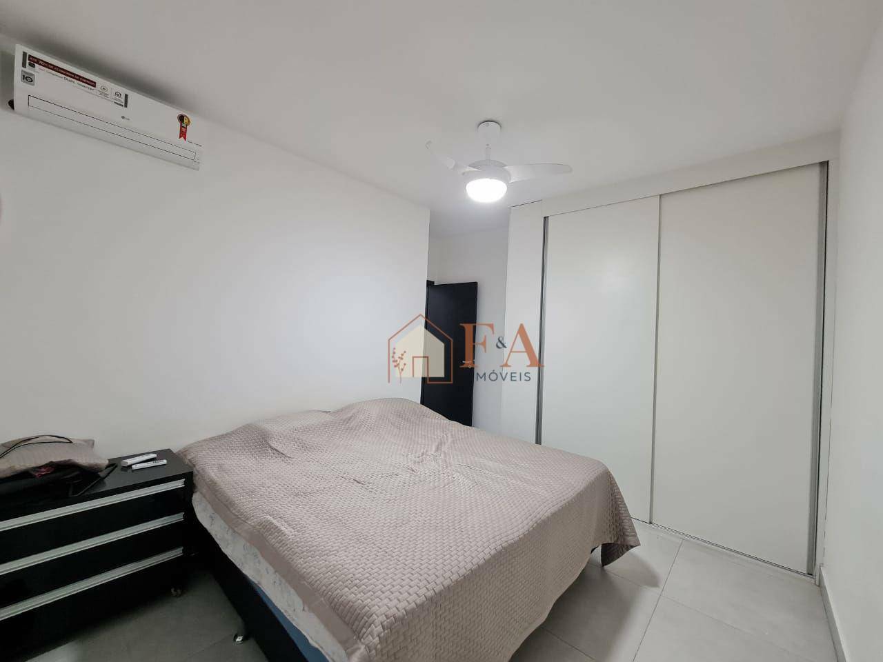 Casa à venda com 3 quartos, 130m² - Foto 8