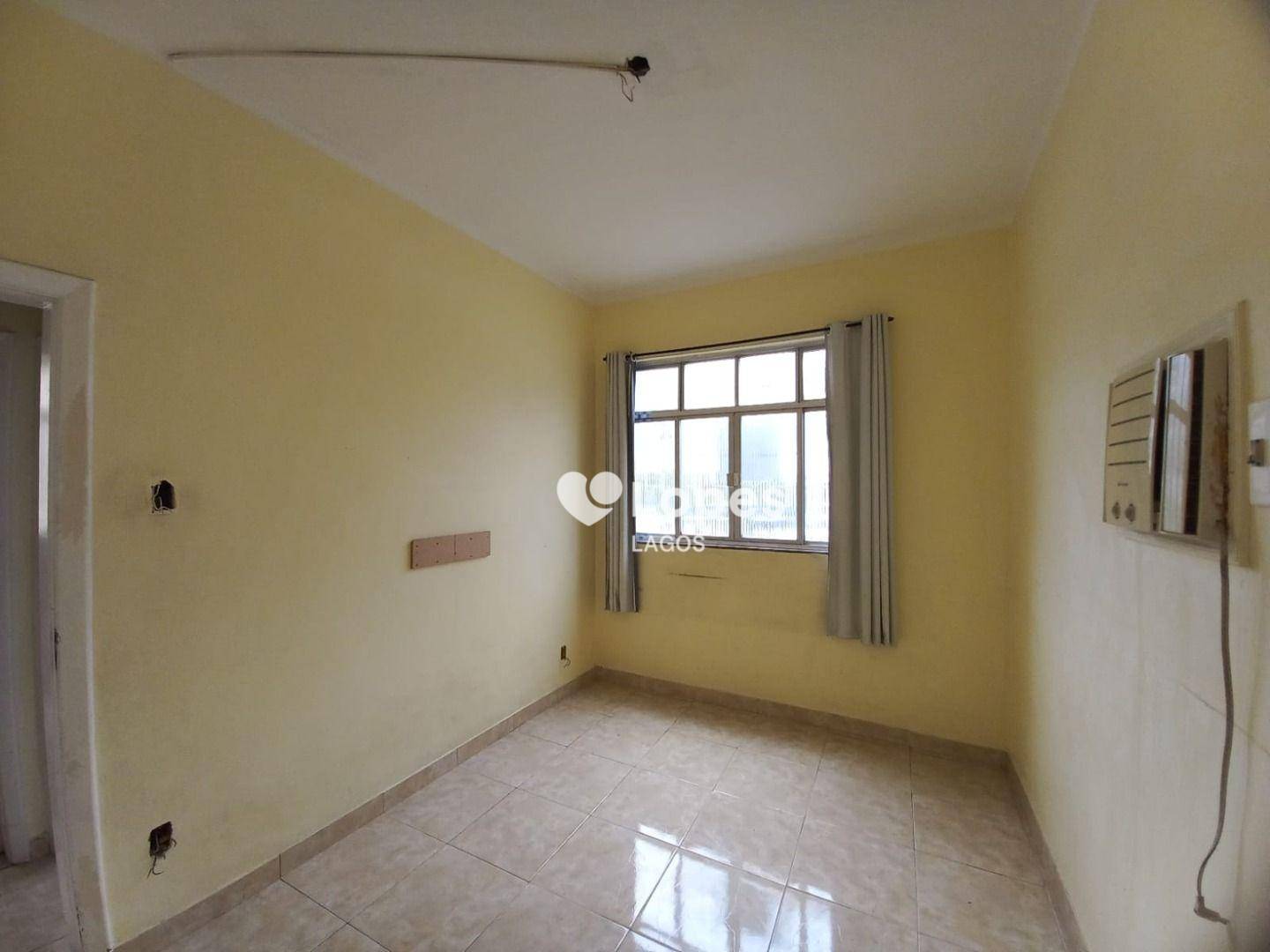 Apartamento à venda com 3 quartos, 75m² - Foto 4