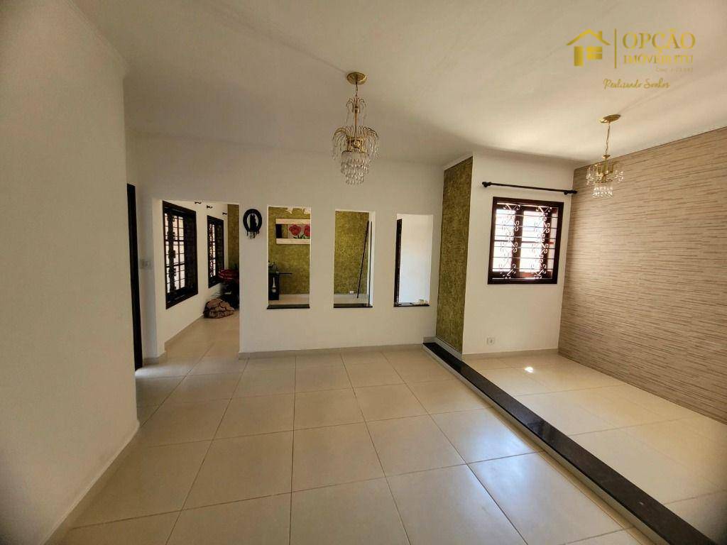 Casa à venda com 3 quartos, 203m² - Foto 5